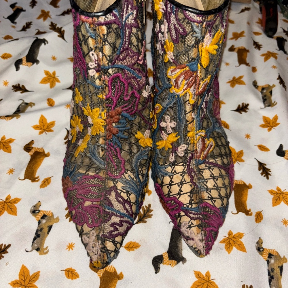 Sam Edelman Vibrant Lace Heeled Boots
